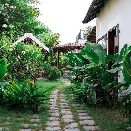 An Bang Seastar Boutique Villa Хойан Экстерьер фото